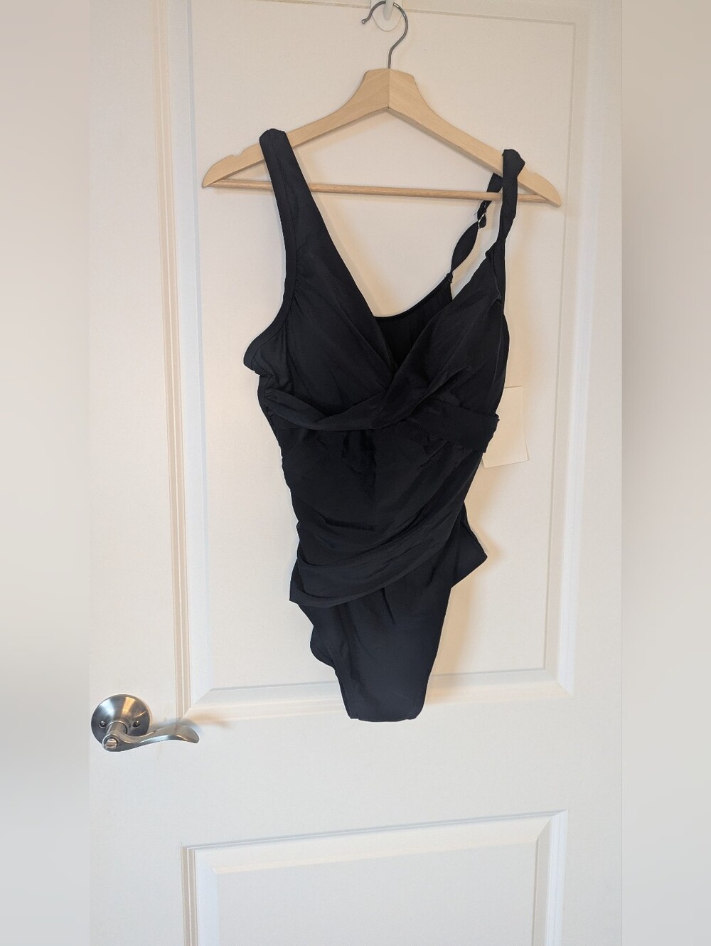 Hanna Nikole Black One-Piece Swimsuit Size 16W